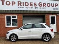 Used Audi A1 Sportback Sport 125 HP (91 kW) 2015 White Hatchback