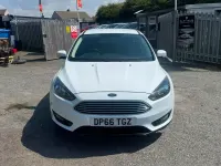 Used Ford Focus Zetec 125 HP (91 kW) 2016 White Hatchback