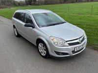Used Vauxhall Astra Design Edition 138 HP (101 kW) 2007 Silver Estate