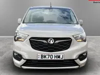 Używany Vauxhall Combo 131 KM (96 kW) 2020 Minivan