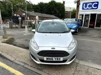 Used Ford Fiesta Titanium 100 HP (73 kW) 2016 Silver Hatchback