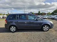 Used Vauxhall Zafira 105 HP (77 kW) 2008 Blue MPV