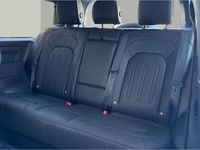 Used Land Rover Defender SE 300 HP (220 kW) 2023 SUV