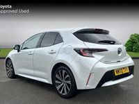 Used Toyota Corolla Design 122 HP (89 kW) 2022 Platinum white pearl Hatchback