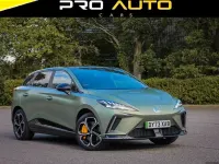 Usado MG MG4 EV 319 kW (435 HP) 2023 Verde Citadino