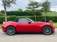 Usado Mazda MX5 Inclusive 160 HP (117 kW) 2015 Vermelho Cabrios