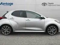 Used Toyota Yaris 113 HP (83 kW) 2022 Silver Hatchback