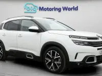 Used Citroën C5 Shine 226 HP (166 kW) 2022 White Hatchback