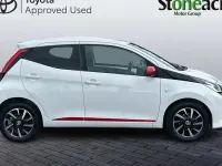 Used Toyota Aygo Trend 72 HP (52 kW) 2019 White Hatchback