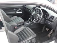 Used VW Scirocco R-line 180 HP (132 kW) 2017 White Coupe