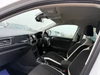 Begagnad VW T-Roc SEL 150 HK (110 kW) 2018 Vit SUV