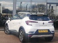 Used Renault Captur Version S 100 HP (73 kW) 2020 White SUV