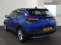 Used Vauxhall Grandland X Business Edition 130 HP (95 kW) 2020 Blue SUV