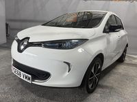 Used Renault Zoe Dynamique 80 kW (109 HP) 2019 White Hatchback