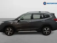 Używany Subaru Forester Premium 150 KM (110 kW) 2021 Szary SUV