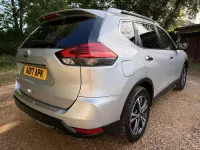 Used Nissan X-Trail N-Connecta 163 HP (119 kW) 2017 Silver SUV