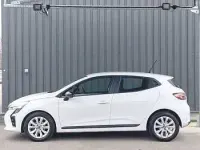 Used Renault Clio Evolution 90 HP (66 kW) 2024 White Hatchback