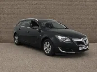 Used Vauxhall Insignia Design Edition 140 HP (102 kW) 2015 Black Estate
