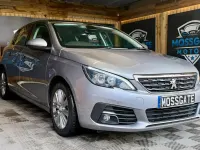 Used Peugeot 308 Allure 120 HP (88 kW) 2018 Grey Hatchback