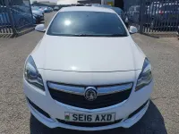 Used Vauxhall Insignia Elite 136 HP (100 kW) 2016 White Hatchback