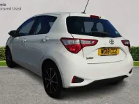 Used Toyota Yaris 111 HP (81 kW) 2018 Pure white Hatchback