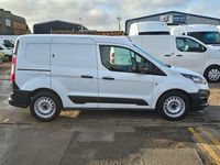 Used Ford Transit Connect 75 HP (55 kW) 2017 White MPV