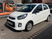 Used Kia Picanto Air 66 HP (48 kW) 2016 White Hatchback