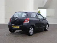 Used Toyota Yaris 101 HP (74 kW) 2010 Black Hatchback