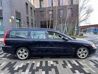 Used Volvo V70 SE 2007 Blue Estate