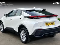 Used Toyota C-HR 140 HP (102 kW) 2025 White SUV