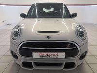 Używany Mini Cooper S Hatch 2019 Srebrny Hatchback