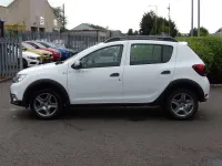 Used Dacia Sandero Comfort 90 HP (66 kW) 2019 White Hatchback