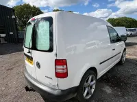 Begagnad VW Caddy Startline 102 HK (75 kW) 2015 Vit Minibuss