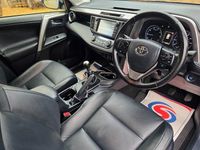 Used Toyota RAV4 143 HP (105 kW) 2016 Blue Estate