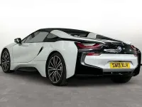 Begagnad BMW i8 Comfort Edition 369 HK (271 kW) 2019 Vit Cab