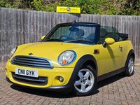 Begagnad Mini Cooper Cabriolet 2011 Gul Cab