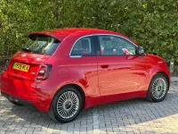 Used Fiat 500e Red 86 kW (118 HP) 2025 Red Hatchback