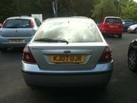 Begagnad Ford Mondeo 2007 Halvkombi
