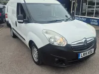 Used Vauxhall Combo 2015 White MPV