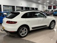 Used Porsche Macan 252 HP (185 kW) 2018 White SUV