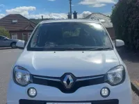 Used Renault Twingo Play 70 HP (51 kW) 2016 White Hatchback