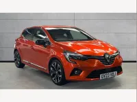 Used Renault Clio Techno 143 HP (105 kW) 2023 Orange Hatchback