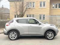 Used Nissan Juke Acenta Premium 115 HP (84 kW) 2015 Silver SUV