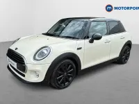 Used Mini Cooper Classic 2018 White Hatchback