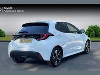 Used Toyota Yaris Hybrid Design 116 HP (85 kW) 2024 Pure white Hatchback