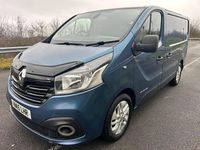 Used Renault Trafic 2015 Blue MPV