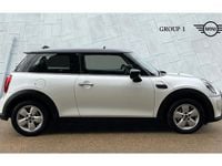 Used Mini Cooper Classic 136 HP (100 kW) 2022 White Hatchback