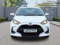 Used Toyota Yaris Hybrid 116 HP (85 kW) 2023 White Hatchback