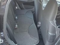 Used Peugeot 107 68 HP (50 kW) 2011 Black Hatchback