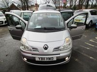 Used Renault Grand Modus Dynamique 111 HP (81 kW) 2011 Silver MPV